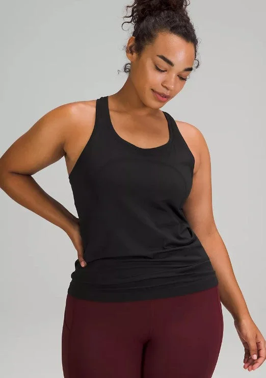 WOMEN'S SWIFTLY TECH RACERBACK TANK 2.0 - BLACK cropped tank top