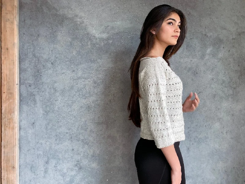 White Ivy Boat Neck Pullover Asymmetrical Hem Sweater