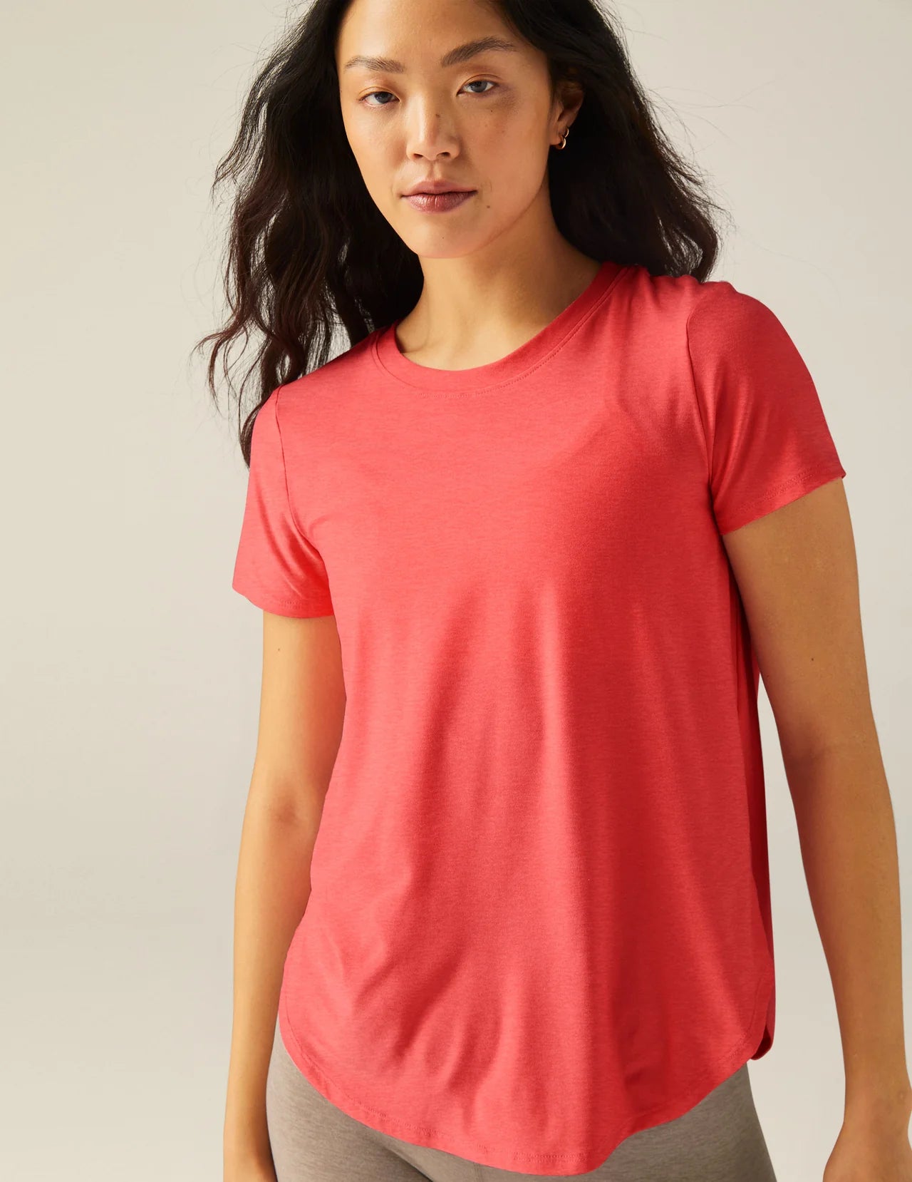 Beyond Yoga - Down Low Tee Coral Glow Fleece Nylon Spandex