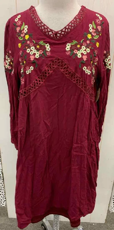 Burgundy Womens Size 8/10 Dress