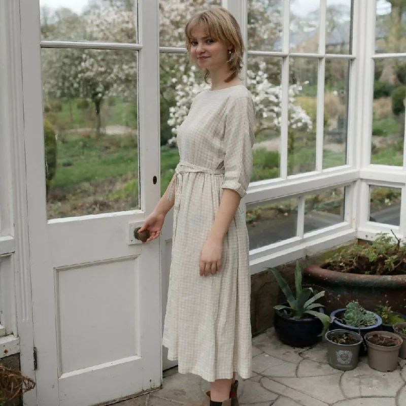 Helen Linen Dress In Oatmeal Check