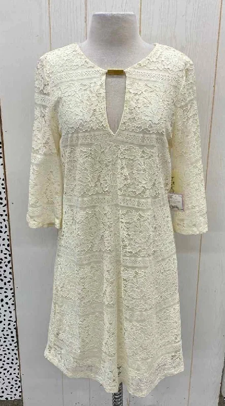 Tacera Cream Womens Size 8/10 Dress