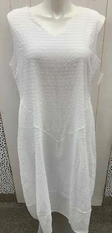 Truth + Style White Womens Size 1X/P Dress