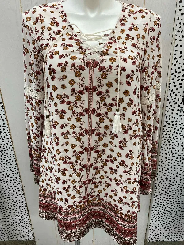 White Womens Size 12/14 Dress